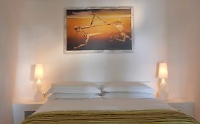 Dreams Luxury Suites